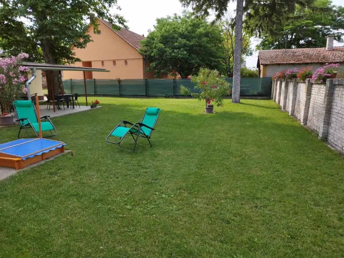 Tartos Szegfu Vendeghaz, Maganszallas Tazlar Exterior photo