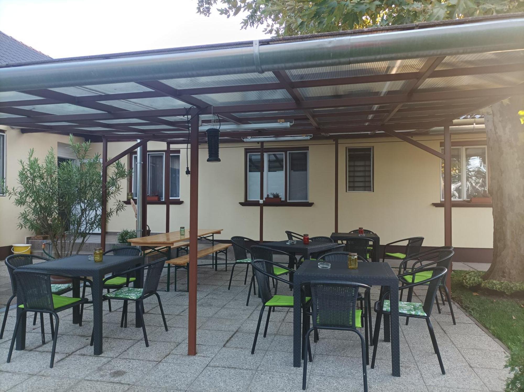 Tartos Szegfu Vendeghaz, Maganszallas Tazlar Exterior photo